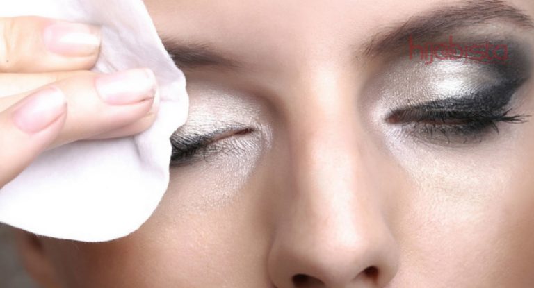 Air Magis Ini Bukan Sebarang Air Yang Mampu Membersihkan Solekan Dan Kotoran Pada Muka Dengan Mudah.