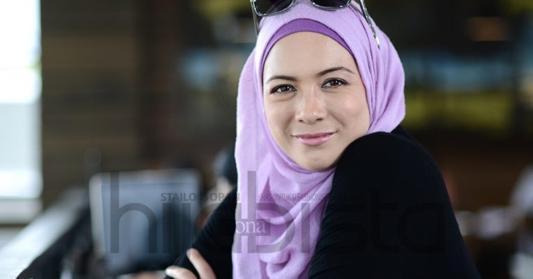 “Ada Kalanya Pernah Terdetik Nak Buka Tudung, Tapi…” – Kisah Hijrah Hijab Sharifah Sofia