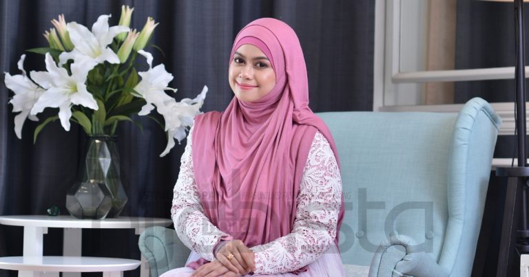 Heliza Helmi Kongsi 30 Cadangan Doa Pada Allah Di IG. Pesannya Hanya Ambil Masa 5 Minit Sebelum Berbuka!