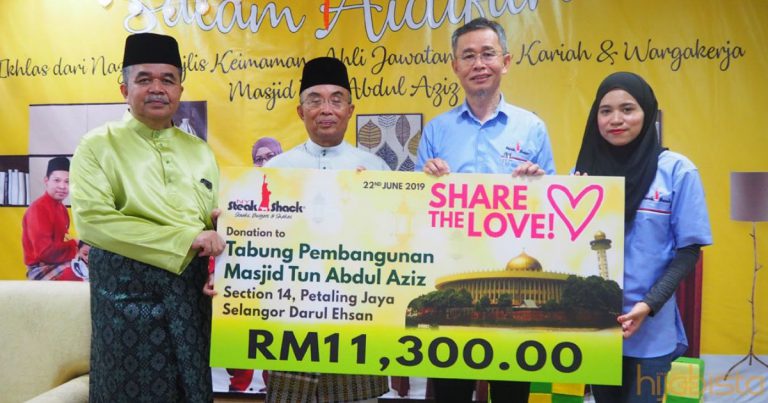 Menikmati Stik Sambil Beramal Membantu Menaik Taraf Masjid. Uniknya Kempen Share The Love!
