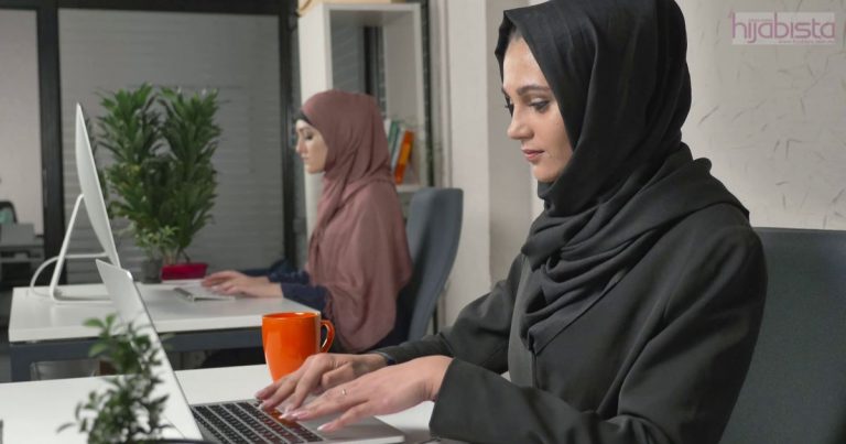 Solekan Ke Pejabat Tak Perlu Tebal-tebal, Ringkas Dah Cukup!