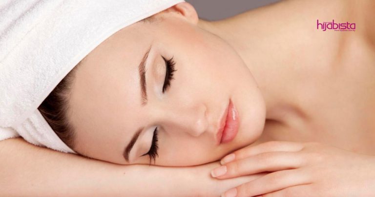 Rutin Wajib Ketika Mandi Kalau Nak Nampak Stunning Salah Satunya Lumur Kepala Dengan Minyak Zaitun