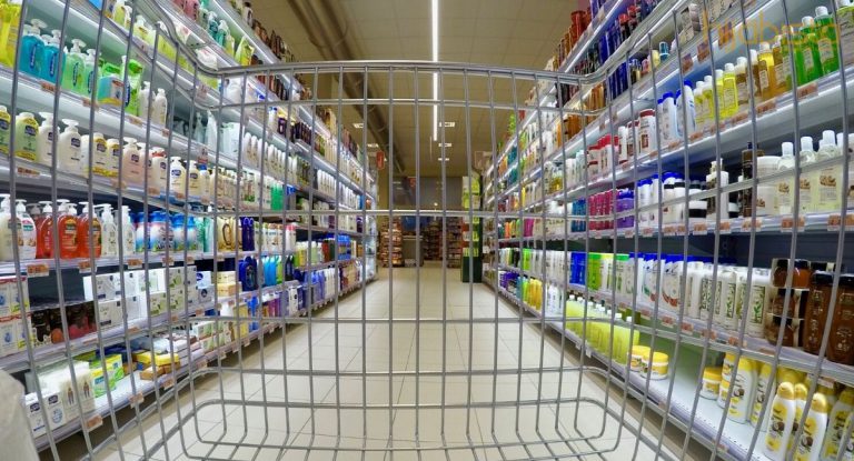 Pembelian Panik Yang Masih Single. Senarai Ini Dapat Membantu Anda Keluar Sekali Sahaja Sehingga 14 April!