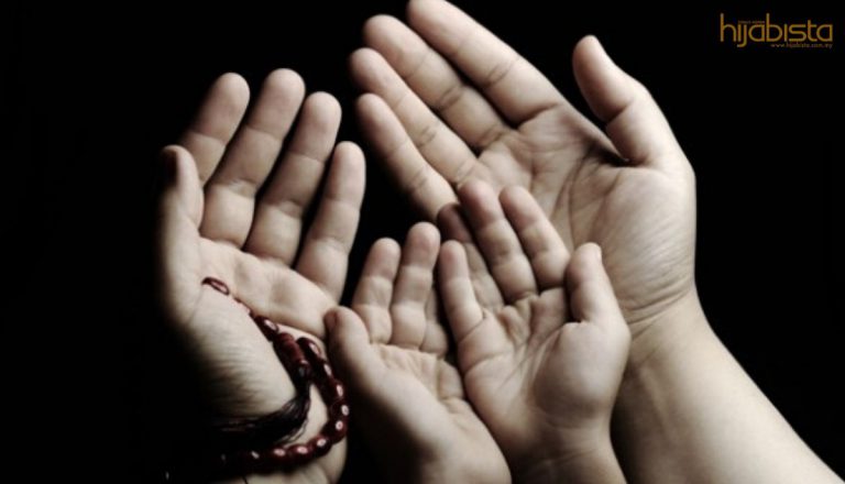 6 Waktu Afdal Berdoa Dan Susunan Doa  Untuk 30 Hari Dalam Bulan Ramadan. Rugi Tinggalkan Sehari!