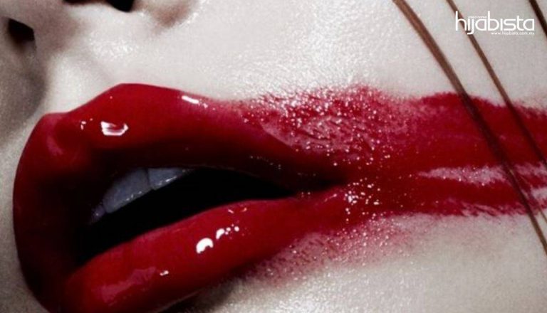 Hindari 5 Kesalahan Ini, Agar Lipstik Tahan Lebih Lama Dan Tak Comot