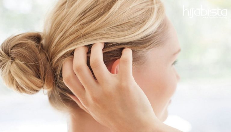 Rambut Selalu Gugur & Kelemumur, Rupanya Kulit Kepala Juga Perlu Eksfoliasi, Bagaimana Caranya?