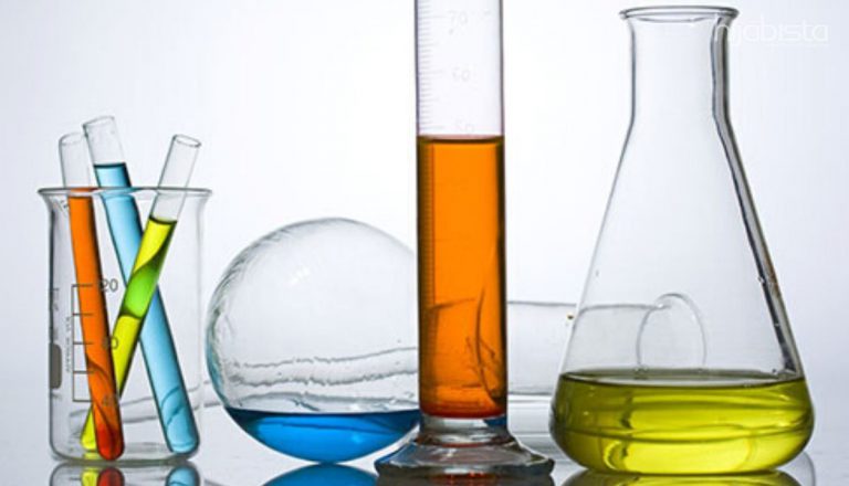 Kenali Jenis Alkohol Dalam Produk Kecantikan. Pastikan Selamat Untuk Kulit Anda!