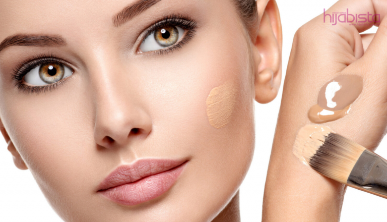 Kulit Berminyak Tidak Lagi Berkilau Dengan 11 Foundation Terbaik Ini