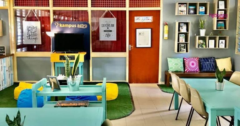 Mahu Beri Kejutan Kepada Anak Murid, Guru Lelaki Ini Hias Perpustakaan Sekolah Ketika Mula PKPP