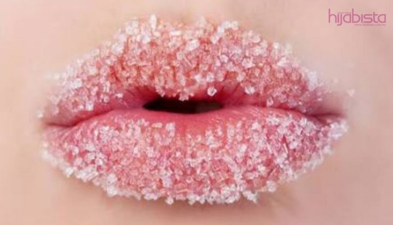 Skrub DIY Pelbagai Gula Mampu Hapuskan Masalah Bibir Kering Dan Kusam.