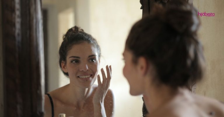 Supaya Wajah Awet Muda & Tak Nampak Tua, Amalan-amalan Rutin Ini Amat Membantu