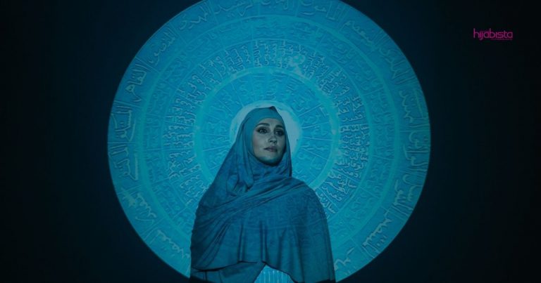 Lipstik Masih Di Bibir, Bila Masuk Waktu Solat Terus Ambil Wuduk, Adakah Sah Wuduk