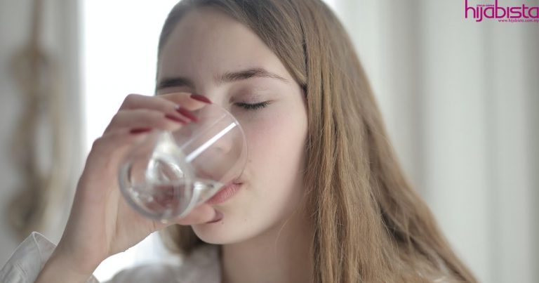 Minum Air Secukupnya, Tak Perlulah Sampai 7 Liter! -Doktor Dedah Risikonya Boleh Kena Sawan