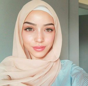 Malasnya Bersolek, Lakukan Saja Jenis Solekan Natural Yang Mudah Tak Sampai 5 Minit Pun!