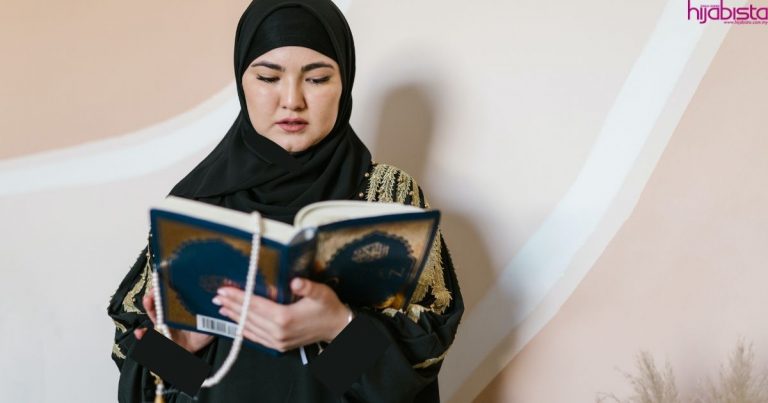 Doa Dengan Penuh Yakin Akan Dimakbulkan Allah, Ini Adab Yang Perlu Dilakukan Sebelum Berdoa