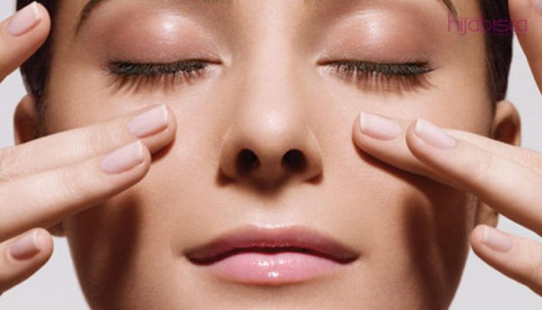 Urutan Mudah Ini Buat Wajah Lebih Runcing & ‘Glowy’. Tak Sampai 5 Minit Dah Siap!