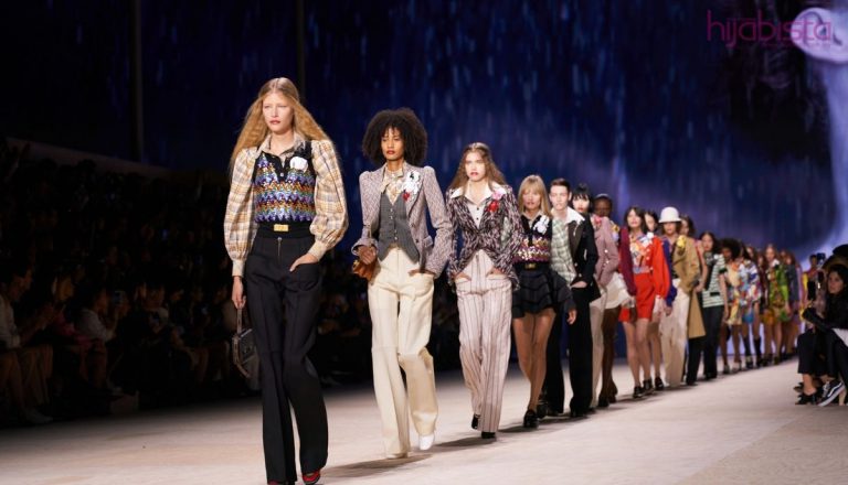 Dunia Fesyen Bukan Dunia Glamor Semata-mata. Pecinta Fesyen Perlu Tahu Ini!