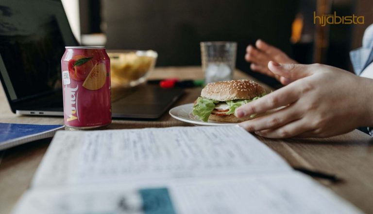 Nak Kurus, Elak Lakukan 5 Perkara Ini Selepas 5 Petang. Nasihat Pakar!