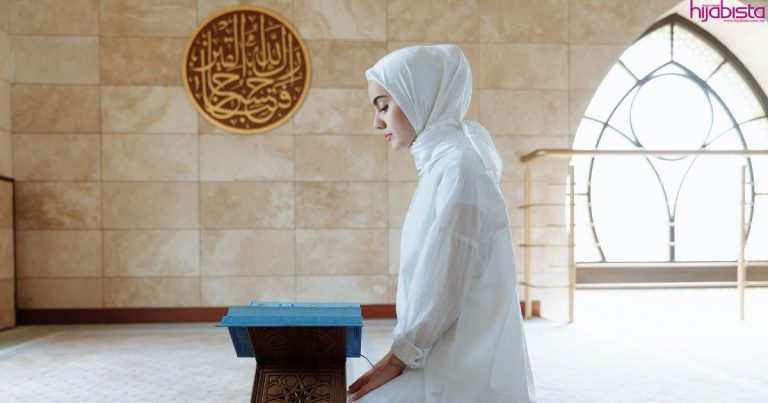 Rugi Kalau Terlepas! Rebut Pahala & Pupuk Rasa Cinta Pada Al-Quran Melalui #QuranHour