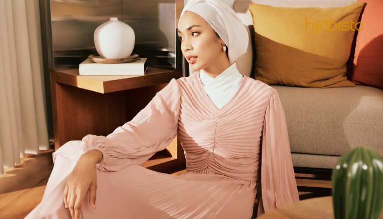 Ilusi Tinggi Untuk Anda Bertubuh Rendah, Guru Imej Ini Kongsi Cara Pilih Baju Raya