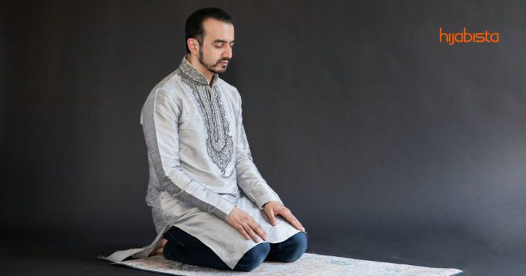 Ketika Sedang Solat Tiba-tiba Baru Teringat Belum Ambil Wuduk