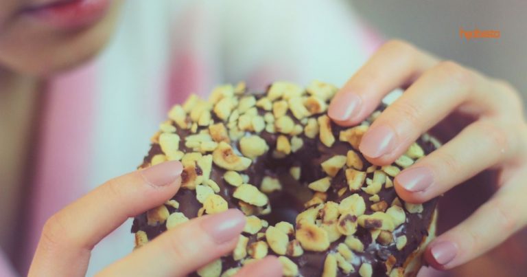 Dah Kenyang Makan Tapi Masih ‘Craving’ Nak Makan Makanan & Minuman Yang Manis