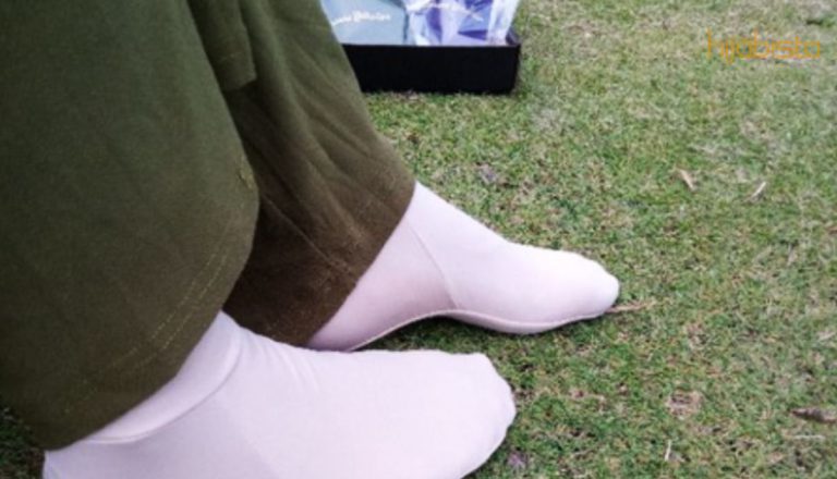 Hukum Wanita Ternampak Aurat Kaki Ketika Berada Di Luar? Sah Atau Tidak?