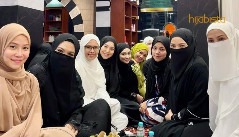 Berniqab Dan Berhijab Hadiri ‘Grand Maulid’, Gaya Artis Tanah Air Ini Curi Perhatian Netizen