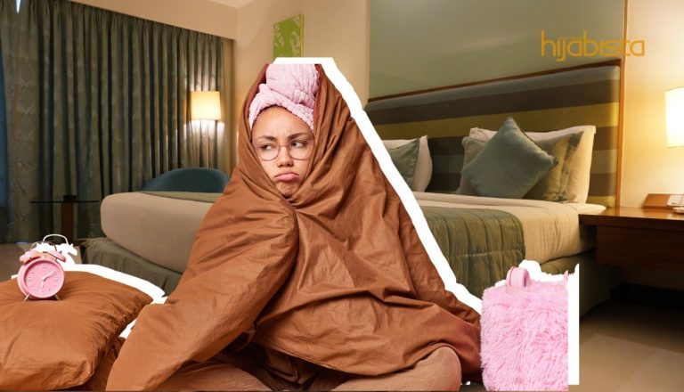 Susah Nak Lelapkan Mata Sewaktu Bercuti? Cuba Tip Bawa Bantal ‘Busuk’!