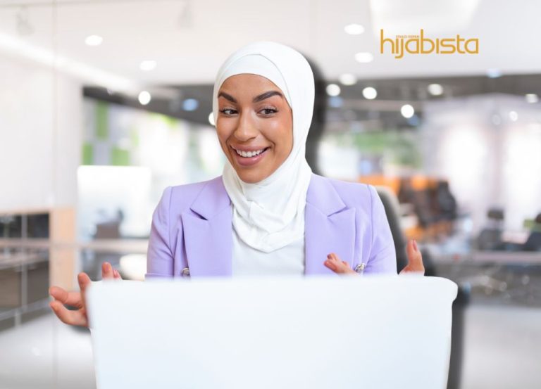 Dah Macam ‘Mayat Hidup’ Bila Bekerja? Ini Tip Untuk Kekal Cantik Walaupun Di Pejabat!