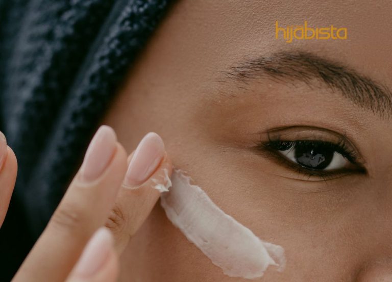 Patutlah Bawah Mata Kering, Mengelupas Dan Bengkak, Rupanya Dalam Krim Mata Ada Bahan-Bahan Ini