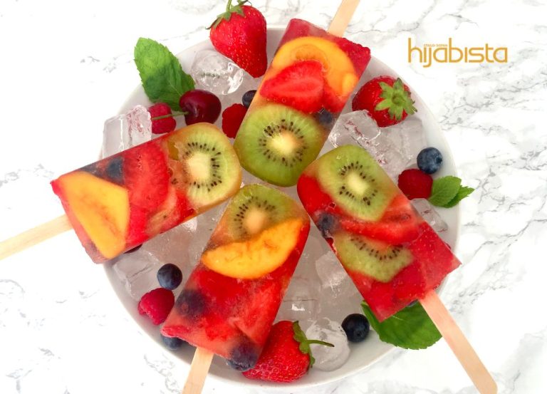 Tak Payah Pergi Cameron Highland! Buat Sendiri Je ‘Fruit Ice Lollies’ Yang Menyegarkan Di Rumah Untuk Berbuka Nanti!