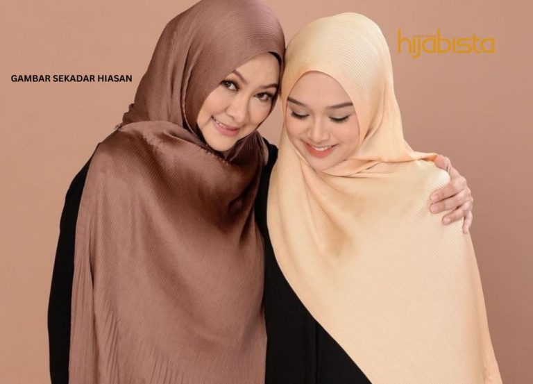 Anak Dan Ibu Sama Cantik, Tak Nampak Perbezaannya. Rupanya Ini Hadiah Paling Istimewa!