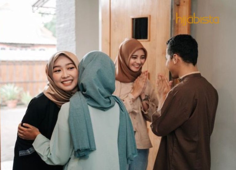 Keutamaan Menjaga Silaturrahim, Dilapangkan Pintu Rezeki!