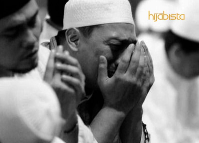 Masih Malas Solat Tahajud? Mungkin Ini Penyebabnya.