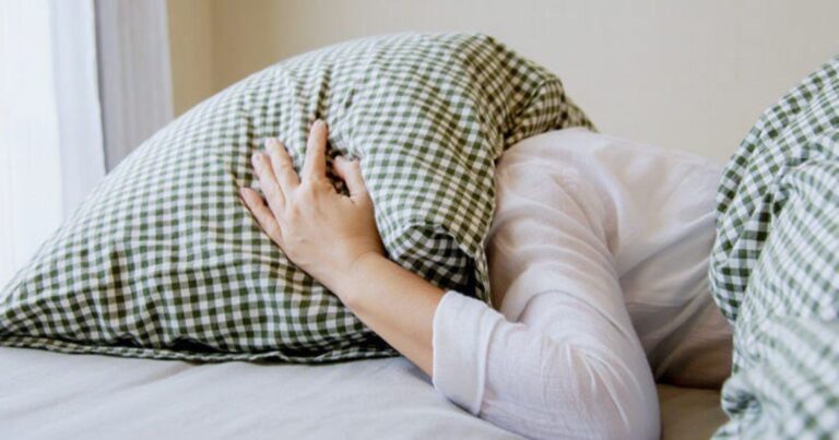 Wajah Tak Berseri & Nampak Tua, Amalkan Cara Ini Untuk Elak Insomnia