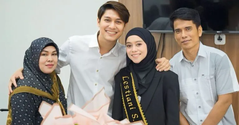 6 Tahun ‘Struggle’ Dalam Pengajian LESTI KEJORA Kini Lulusan Ijazah Sarjana Muda Sains Komunikasi