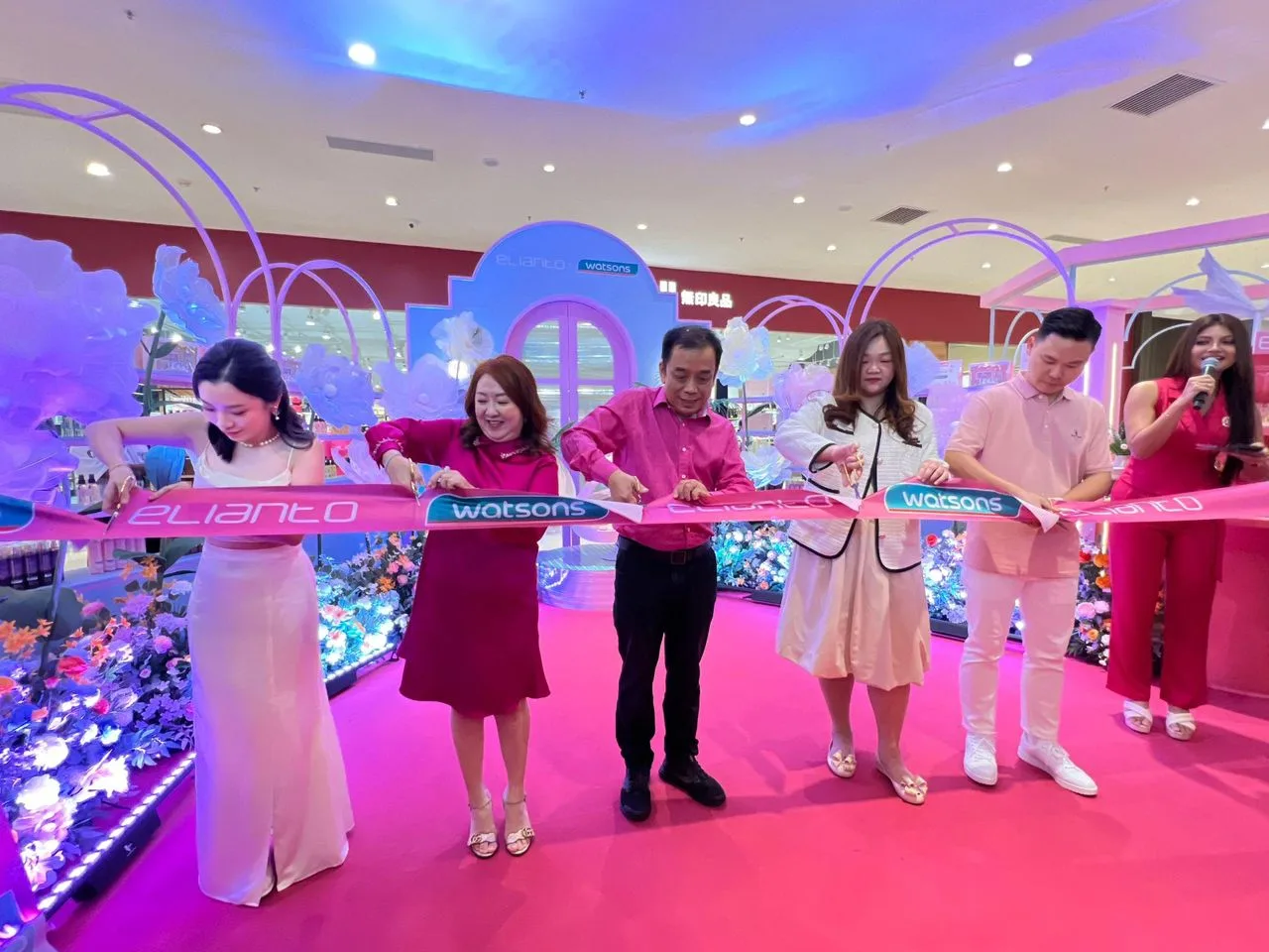 Rai Ulang Tahun ke-20, Kini Elianto Lebih Dekat Dengan Kita Di 132 Cawangan Watsons! 9 Rai Ulang Tahun ke-20, Kini Elianto Lebih Dekat Dengan Kita Di 132 Cawangan Watsons!