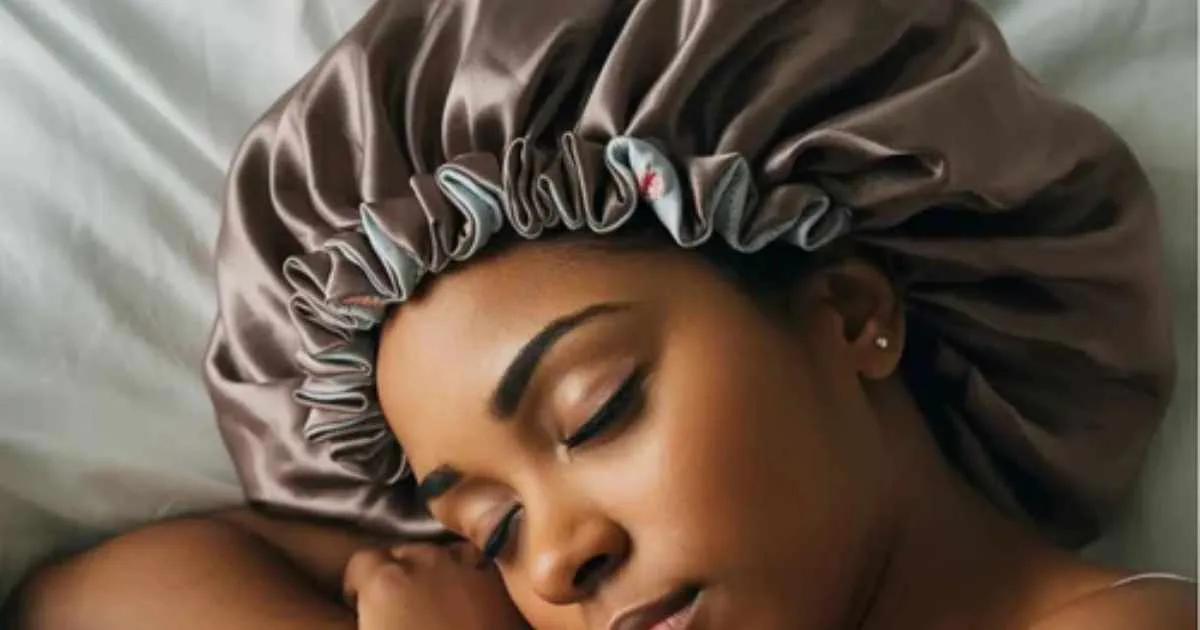 Kenali Silk Bonnet, Solusi Rambut Kering & Kusut Walaupun Bertudung