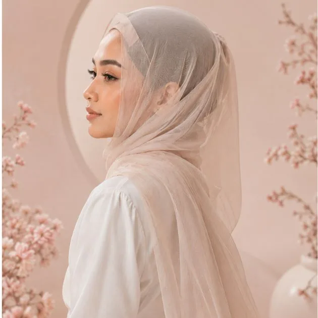 Gaya Tudung Yang Salah! 5 Kesilapan Serius Hijabi Perlu Elak 9 Gaya Tudung Yang Salah! 5 Kesilapan Serius Hijabi Perlu Elak