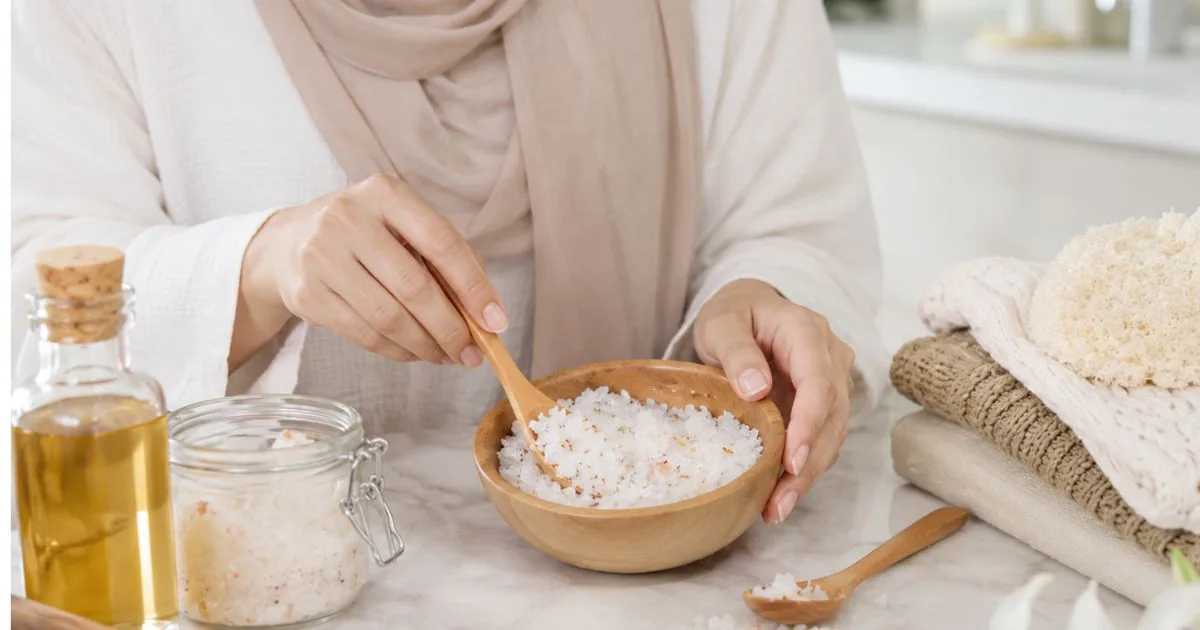 Manfaat Garam Untuk Kulit, Rahsia Skrub Semula Jadi Buat Hijabi