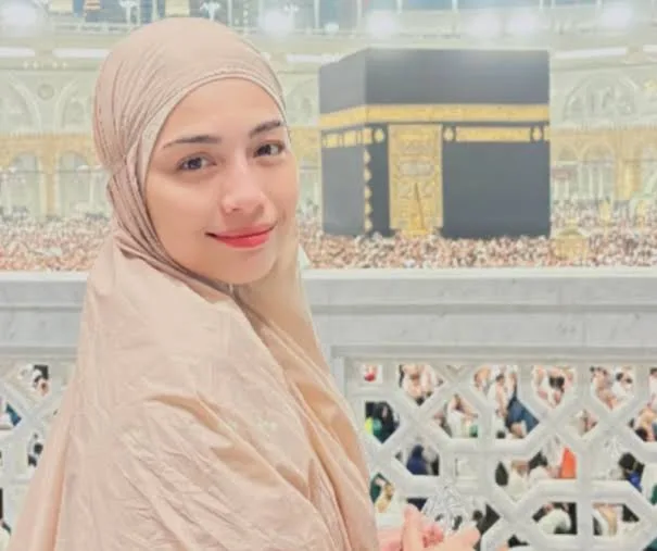 Linda Hashim Bakal Bergelar Mutawifah, Pilih Haluan Baharu Penuh Inspirasi 4 Linda Hashim Bakal Bergelar Mutawifah, Pilih Haluan Baharu Penuh Inspirasi