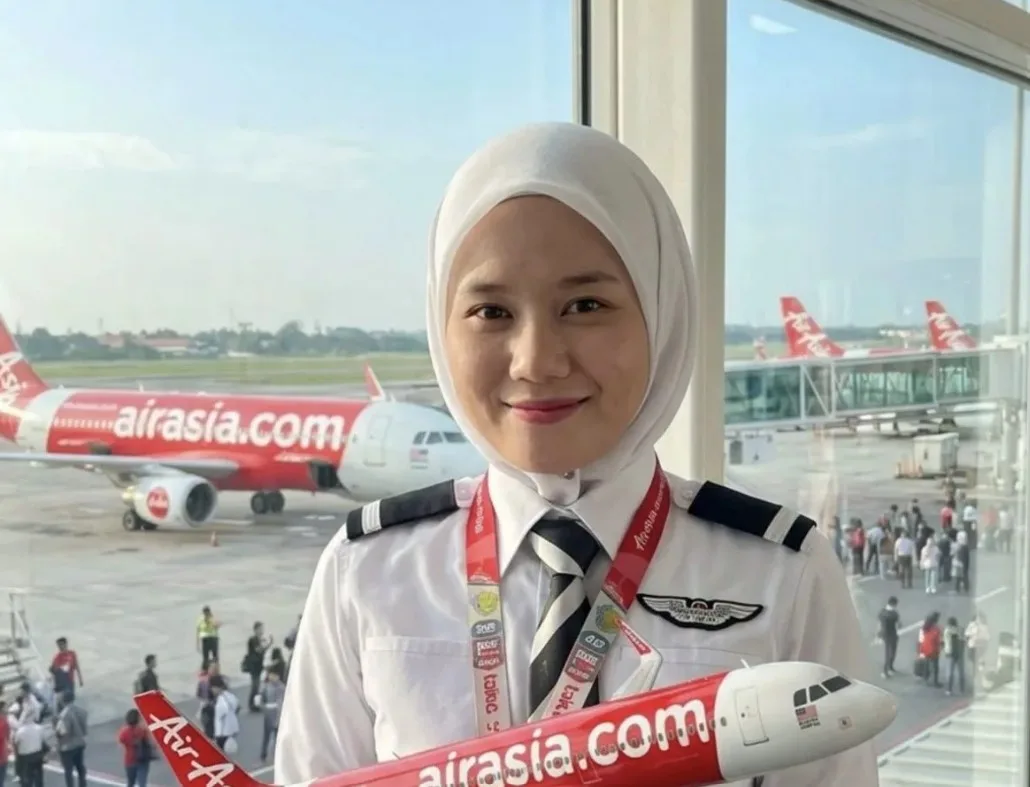 Dari Pasar Tamu Ke Kokpit Airbus, Kisah Inspirasi Suriati Sukardi Kejar Impian 2 Dari Pasar Tamu Ke Kokpit Airbus, Kisah Inspirasi Suriati Sukardi Kejar Impian