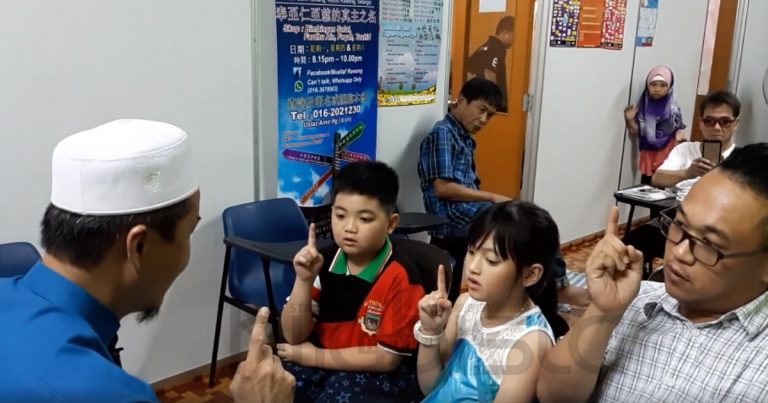 Tular Video Mualaf Cina Bersama 2 Anak Masuk Islam, Netizen Terharu & Doakan Kekal Istiqomah
