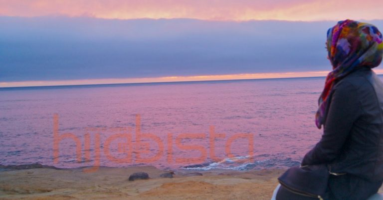 “Hina Sangat Ke Saya Jadi ANAK, Tak Pandai Macam ADIK” – LUAHAN Hati Gadis Ini Dek Sikap Pilih KASIH Ibu