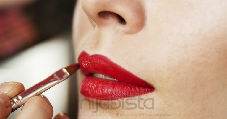 Serlahkan Bibir Anda Dengan Teknik Menggaris Yang Betul Untuk Tampil Lebih Menawan. Boleh Cuba!